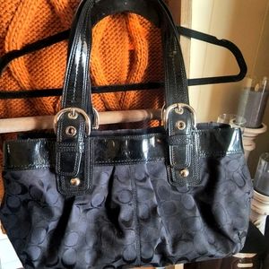 Coach Aurhentic Print and Patent tote.